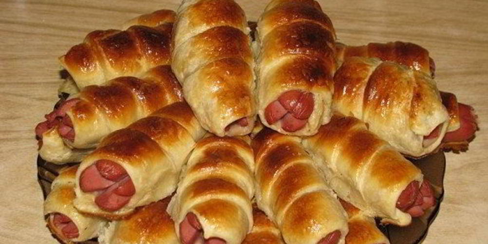 Как приготовить сосиски в тесте в микроволновке