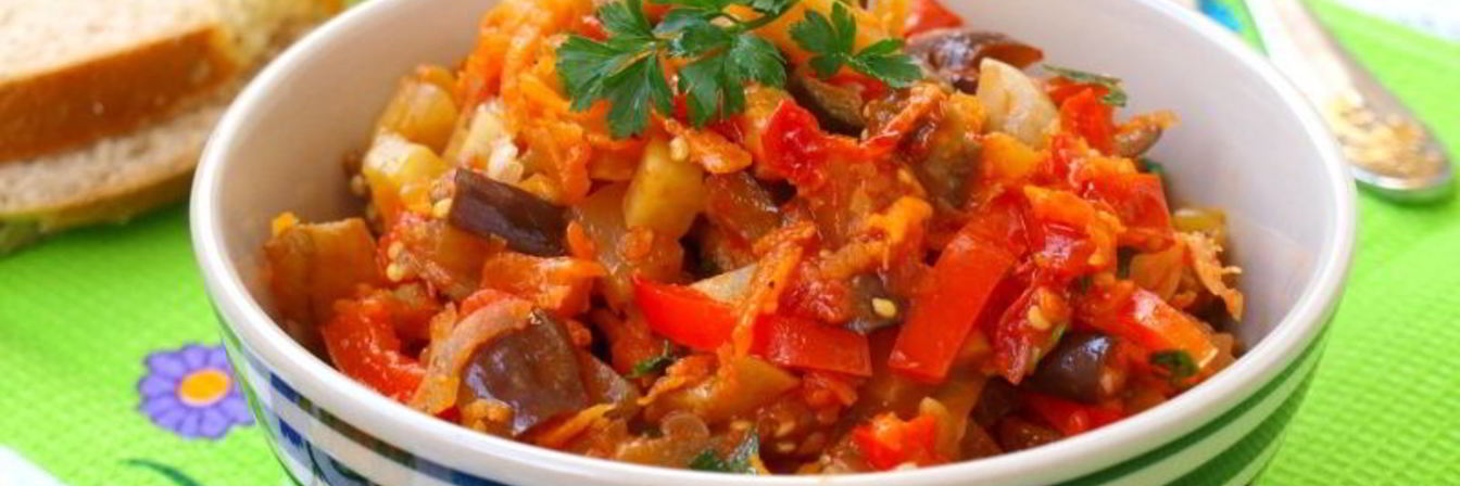 Рецепт Соте с баклажанами, кабачком, морковью и перцем