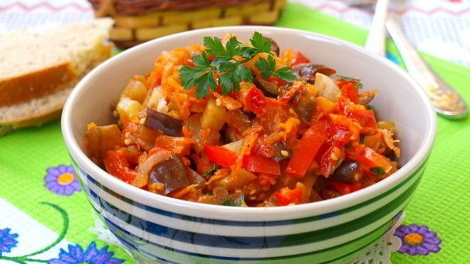 Рецепт Соте с баклажанами, кабачком, морковью и перцем