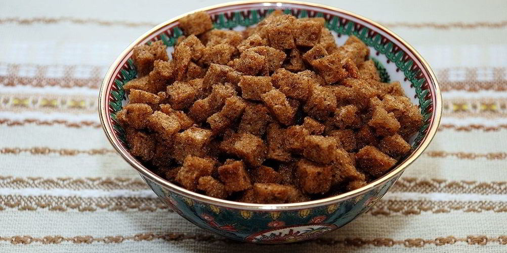 Как приготовить сухарики на сковороде