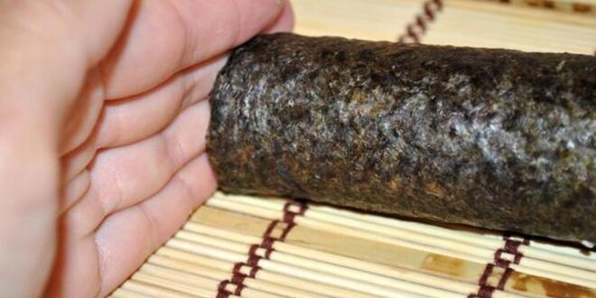 Рецепт маков суши с лососем и авокадо