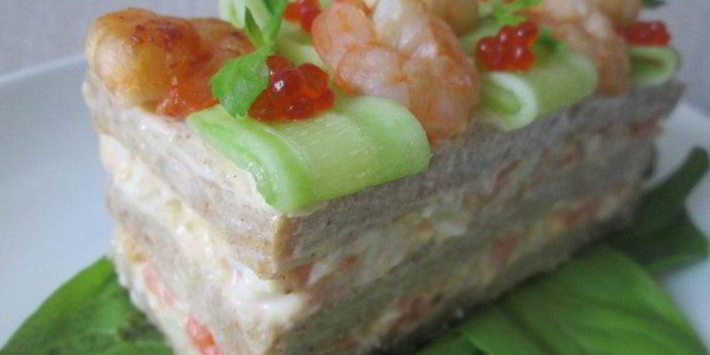 Как приготовить исландский сэндвич с лососем и креветками