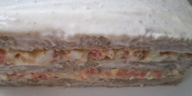 Рецепт исландского сэндвича с лососем и креветками