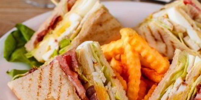 Рецепт клаба-сэндвича с курицей и беконом