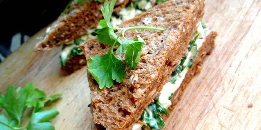 Как приготовить сэндвич с яичным салатом