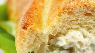 Рецепт Сэндвичей с салатом из сельдерея и соусом ремулад