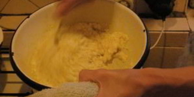 Рецепт сыра с дырками