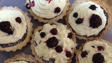 Рецепт Десертных тарталеток со взбитыми сливками