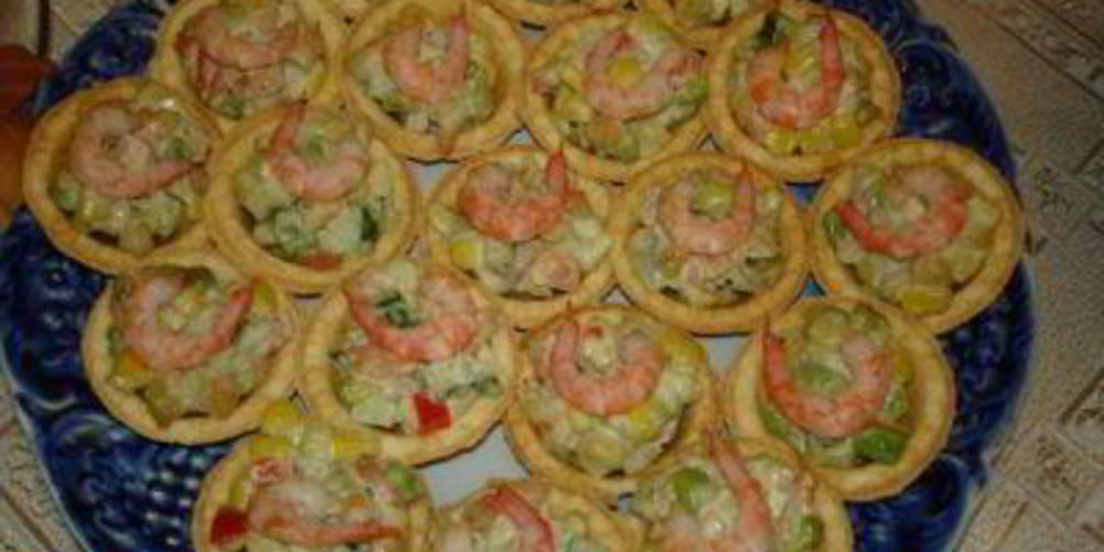 Как приготовить салатик из креветок в тарталетках