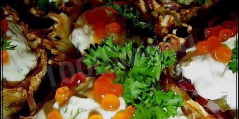 Как приготовить тарталетки картофельные с селедкой и икрой