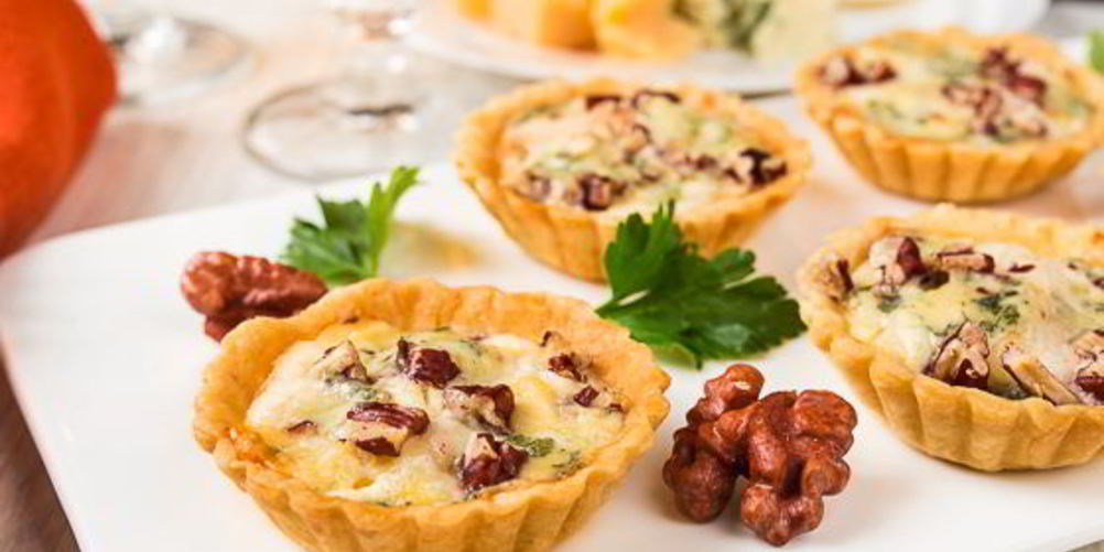 Как приготовить тарталетки с грушей и голубым сыром