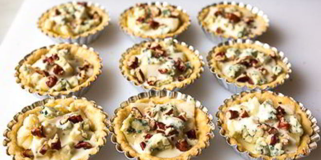 Рецепт тарталеток с грушей и голубым сыром