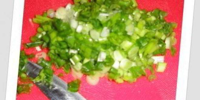 Рецепт тарталеток с печенью трески и яйцом, зеленым луком и укропом