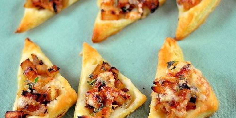 Как приготовить яблочно-луковые тарталетки