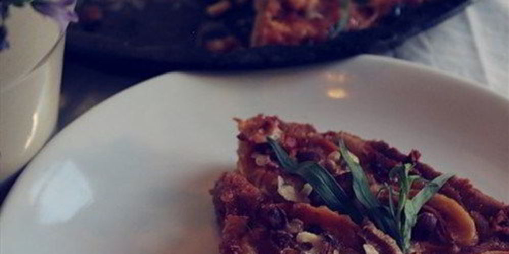 Как приготовить абрикосовый тарт с медом и орехами