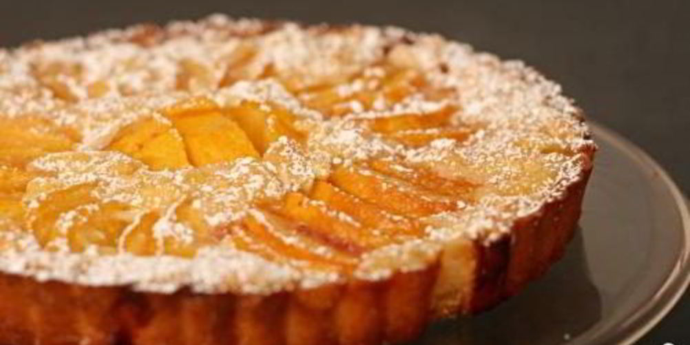 Как приготовить персиковый тарт с посыпкой