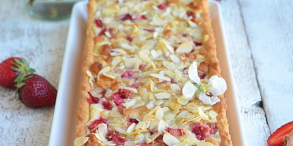 Как приготовить ревенно-клубничного тарт с марципаном