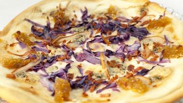 Рецепт Тарта фламбе и апельсиновый ласси