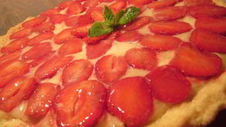 Рецепт Тарта с клубникой и белым шоколадом