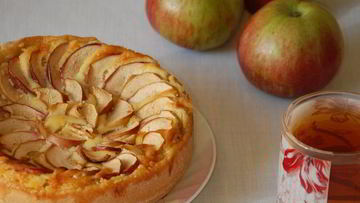Рецепт Яблочного тарта с творожным кремом