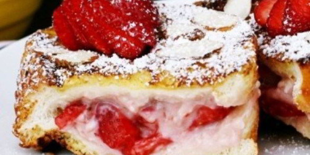 Как приготовить французские тосты с начинкой из сливочного сыра и клубники