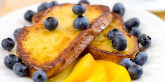 Рецепт французских тостов с ягодами и медом