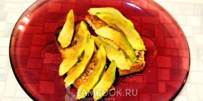 Рецепт тостов с авокадо и яйцом пашот