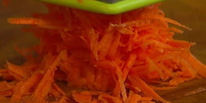 Рецепт тостов с фасолью, беконом и вялеными помидорами