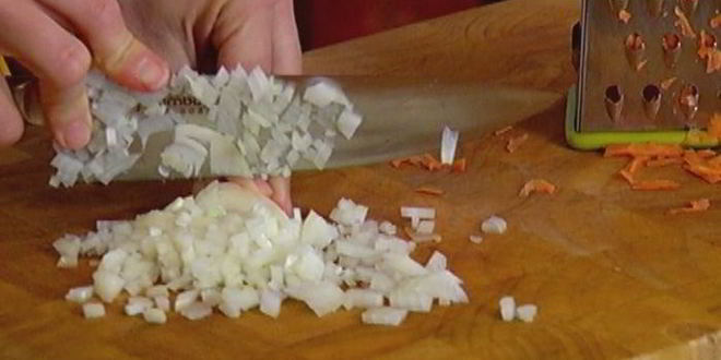 Рецепт тостов с фасолью, беконом и вялеными помидорами