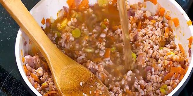 Рецепт тостов с индейкой и овощами