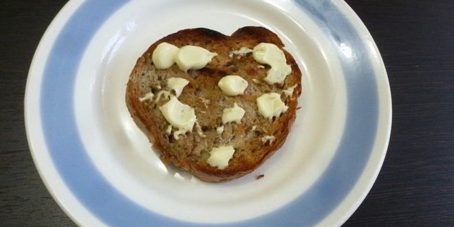 Рецепт тостов с печенью налима и сладким перцем