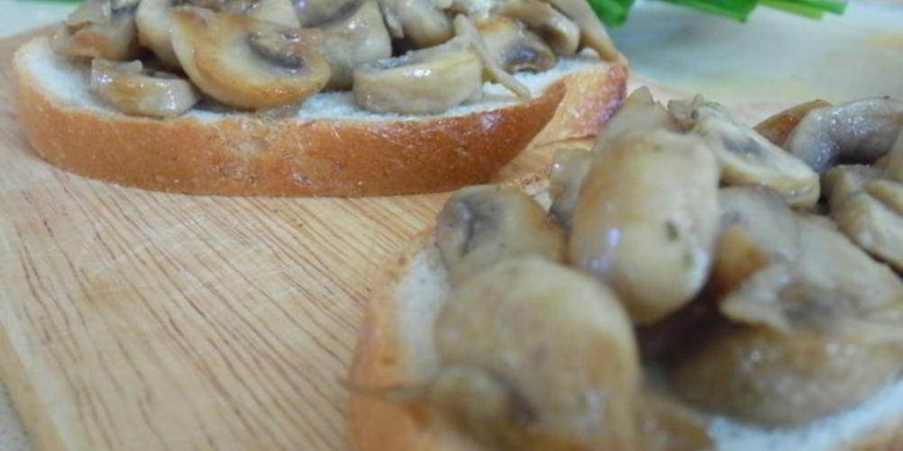 Как приготовить тосты с шампиньонами