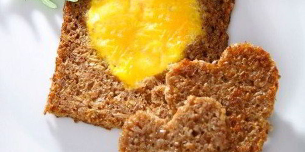 Как приготовить тосты с яичной начинкой