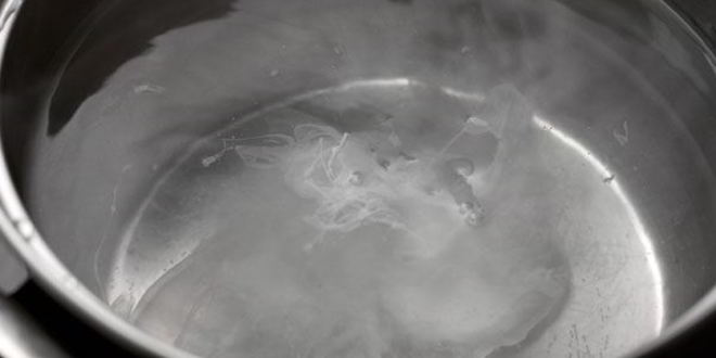 Рецепт тостов с яйцом-пашот и моцареллой