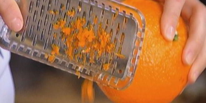 Рецепт тостов со свеклой, фисташками и йогуртовой заправкой