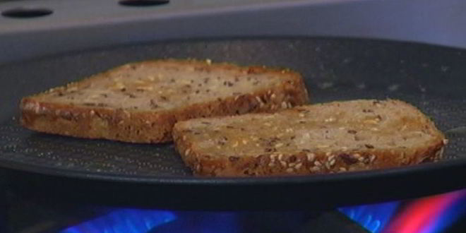 Рецепт жареных грибов на тостах