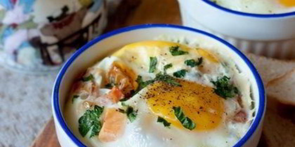 Как приготовить глазунью в микроволновке