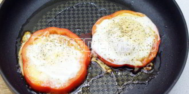 Рецепт глазуньи в перце