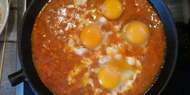 Рецепт шакшуки с киноа и брынзой