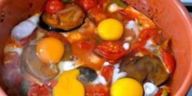 Рецепт яичницы с баклажанами