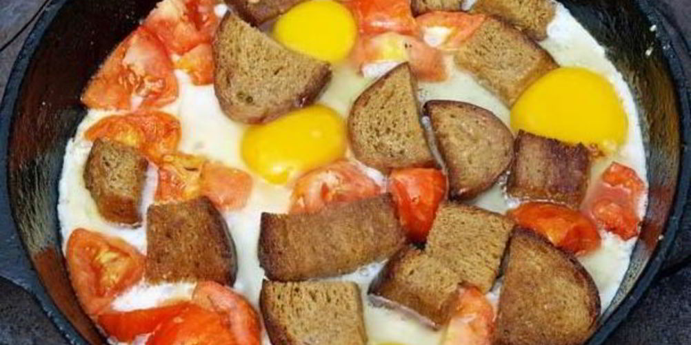 Как приготовить яичницу с гренками