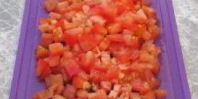 Рецепт яичницы с помидорами и ветчиной