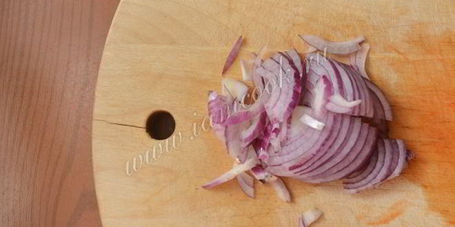 Рецепт яичницы со спаржей и вялеными помидорами