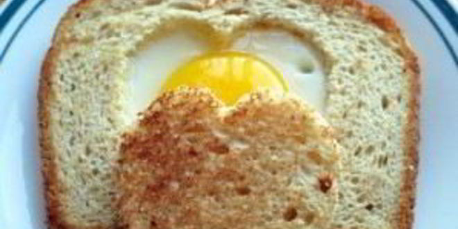 Рецепт яичницы в хлебе сердечко
