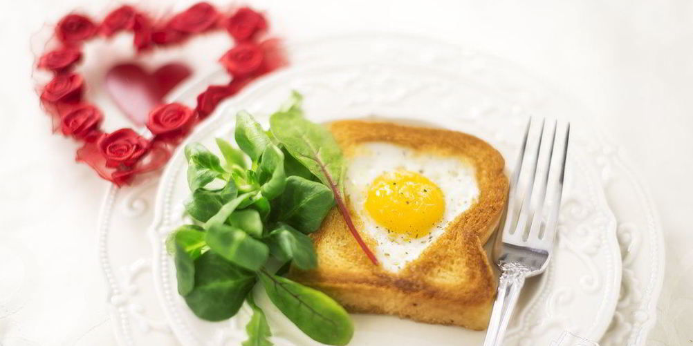 Как приготовить яичницу в хлебе