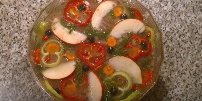 Рецепт праздничного заливного из утки с брусникой утиная история