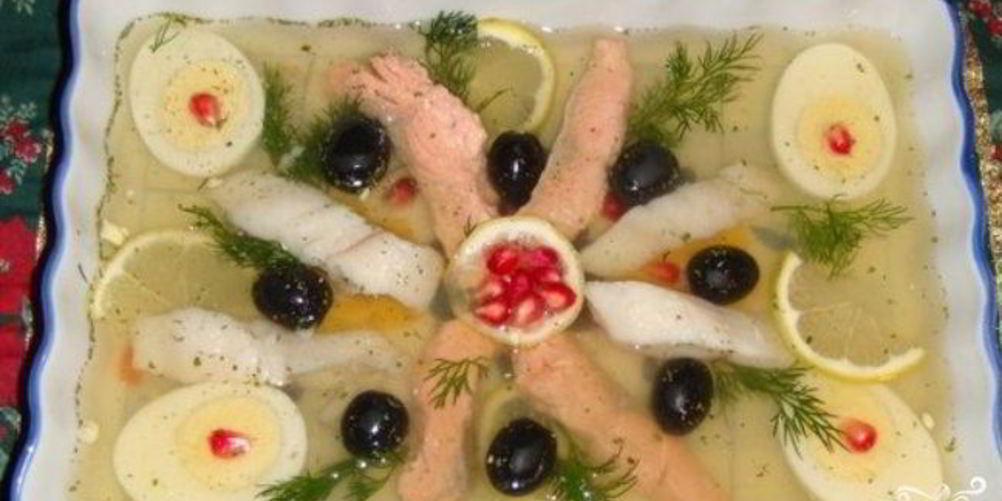 Как приготовить заливное из красной рыбы
