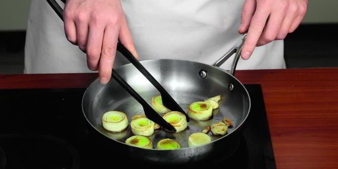 Рецепт заливного из курицы с пореем