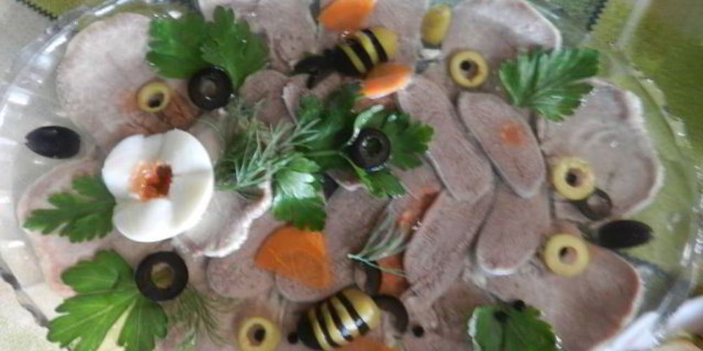 Как приготовить заливное из языка