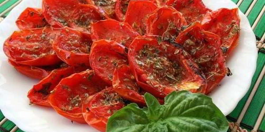 Как приготовить запеченные помидоры